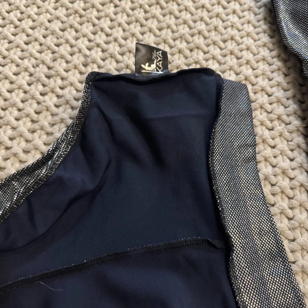 Metallic Pole Dance outfit, size 4. High waisted shorts and backless top. - Picture 4 of 5